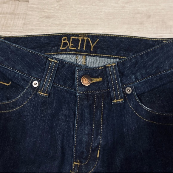 Kimes Ranch Betty Jeans - Picture 2 of 12